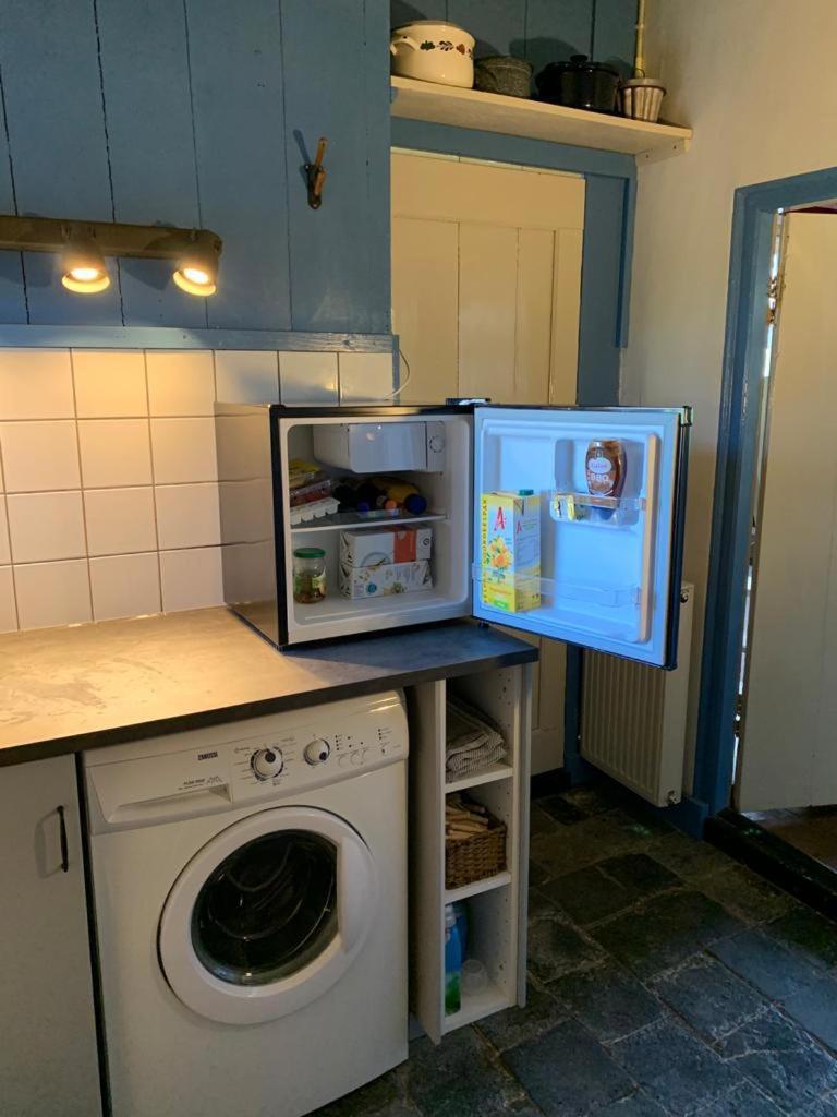 Vakantiehuis In Friesland Voor De Hele Familie Huns Exterior photo